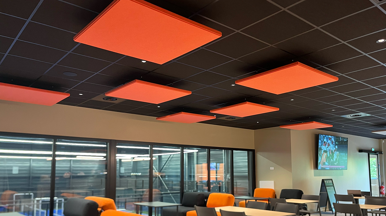 Panneaux acoustiques SlimBox texdecor - centre de padel